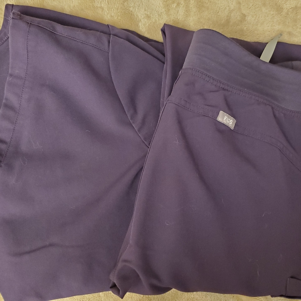 Figs Scrub top Purple Shadow - Casma top ONLY, size small